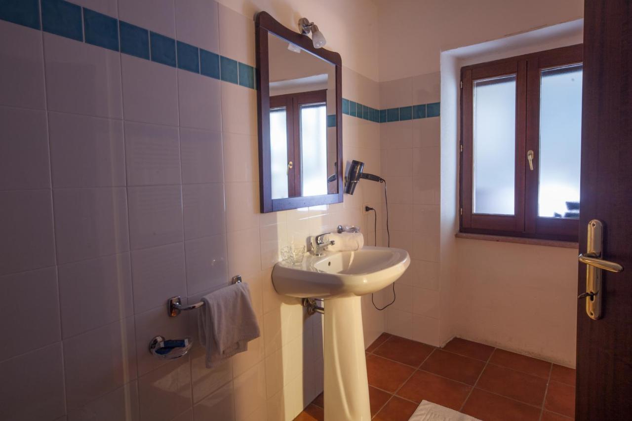 Affitta Camere Casa Delle Rose Villanova Monteleone Екстер'єр фото